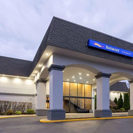 Baymont By Wyndham White Plains - Elmsford Hotel Exterior photo